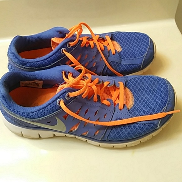 Nike Shoes - Nike Shoes